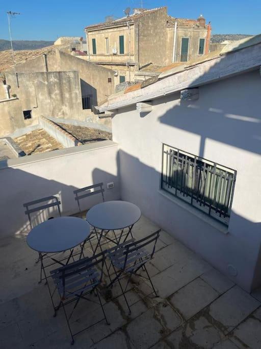 Case Mazzini - Sallicano Noto Exterior photo