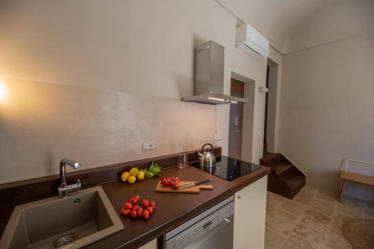 Case Mazzini - Sallicano Noto Exterior photo